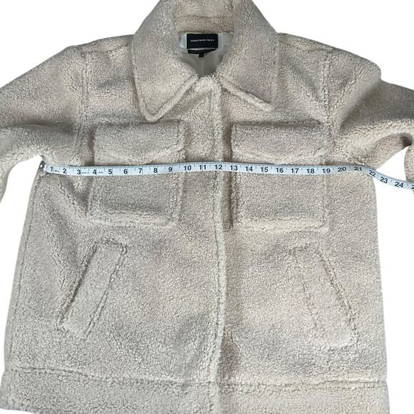 Something Navy Light Tan Faux Fur Teddy Jacket Size Small 100% Polyester Cozy - Picture 6 of 11
